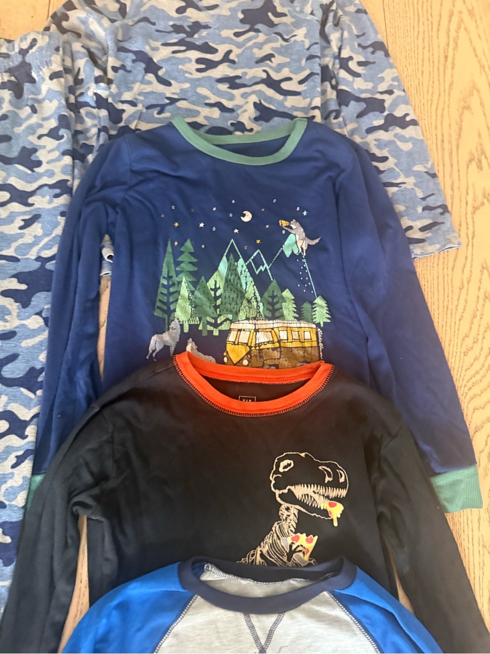 Bundle of eight kids boys size 10/12  Pajama Set - Multicolor Sleepwear - Picture 5 of 8